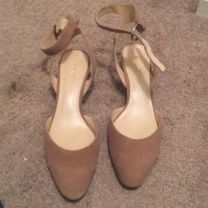 Nude suede Nine West sandals